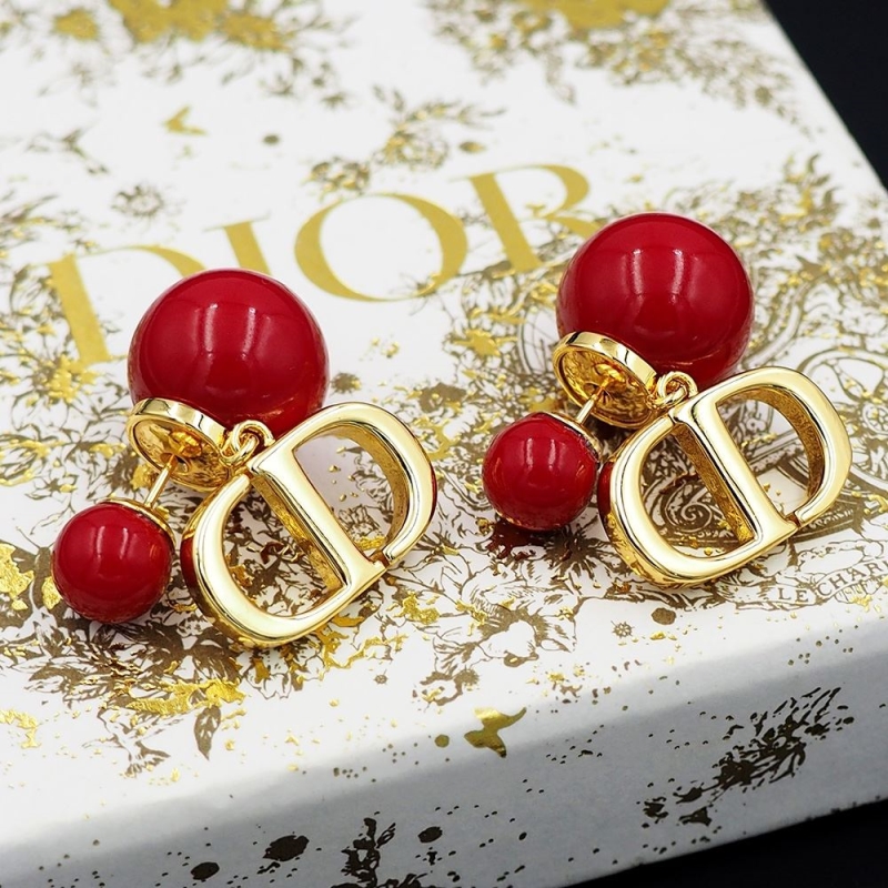 chr1st1an D10r earrings